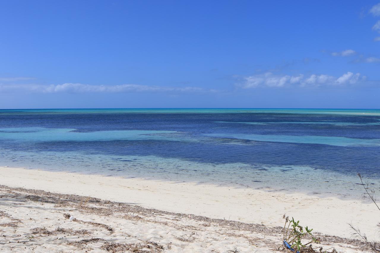 The Sandpiper Inn Crossing Rocks Buitenkant foto